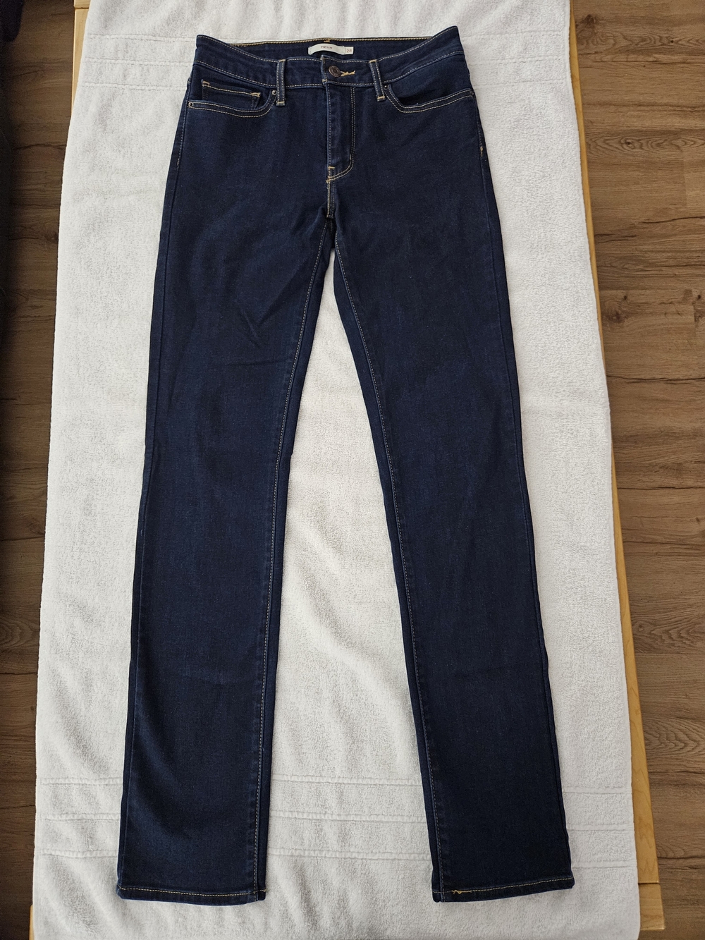 Levi's 712 Slim Jeans Dark Wash Denim Women's Size 28 Long 33 Inseam